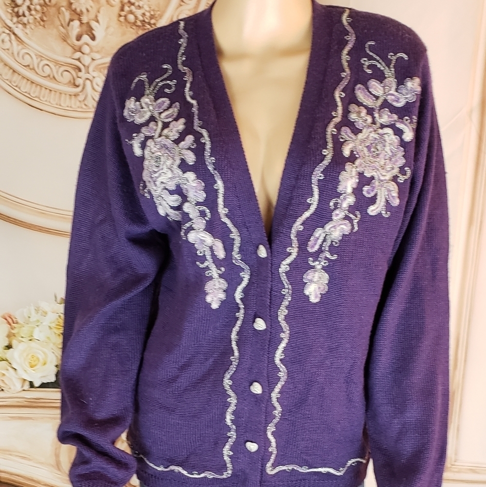 Koret cardigan sweater size S